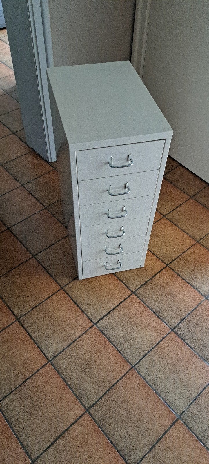 Ladekastje, Ophalen