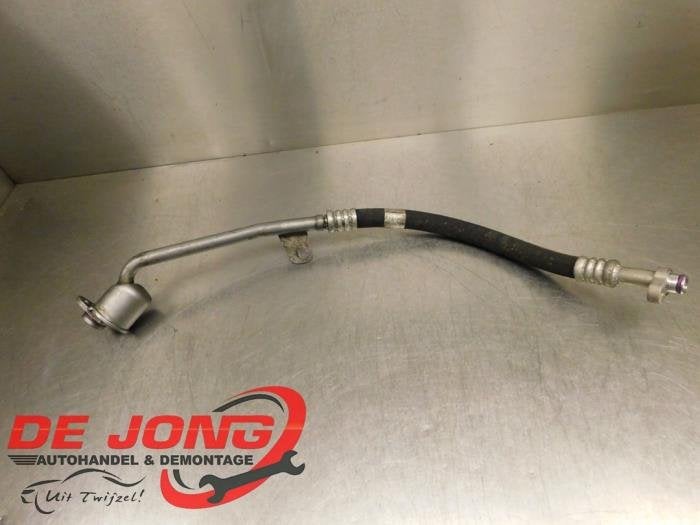 Tuyau clim d'un Mercedes Vito, 3 mois de garantie, Utilisé, -, -