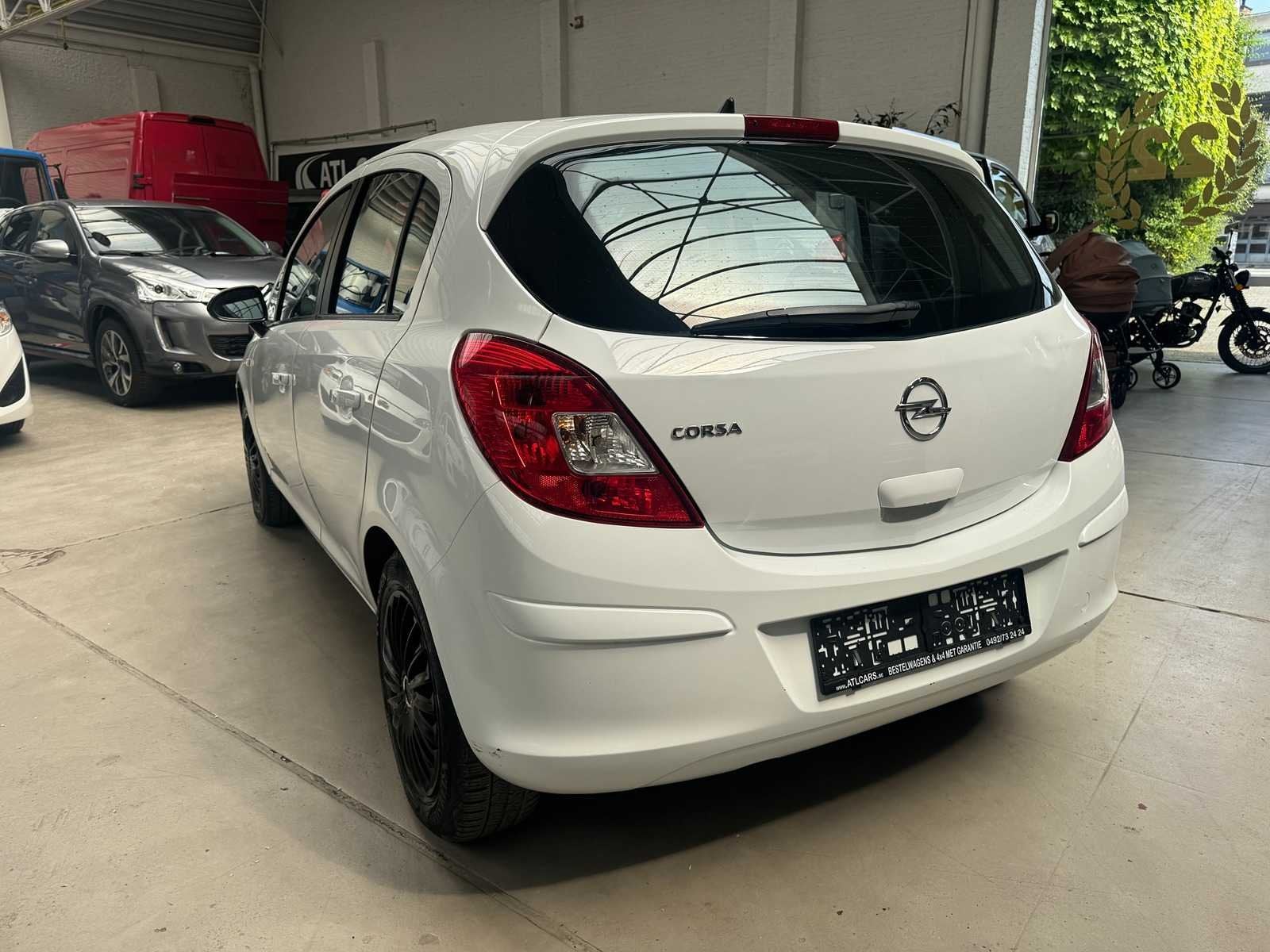 Opel Corsa 2012 - 80716 km, Autos, Opel, Euro 5, Achat, Entreprise, Boîte manuelle