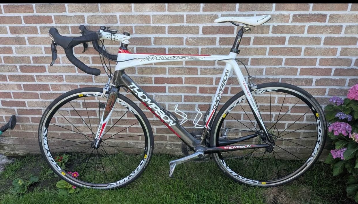 Vélo de course Thompson, Enlèvement, Comme neuf