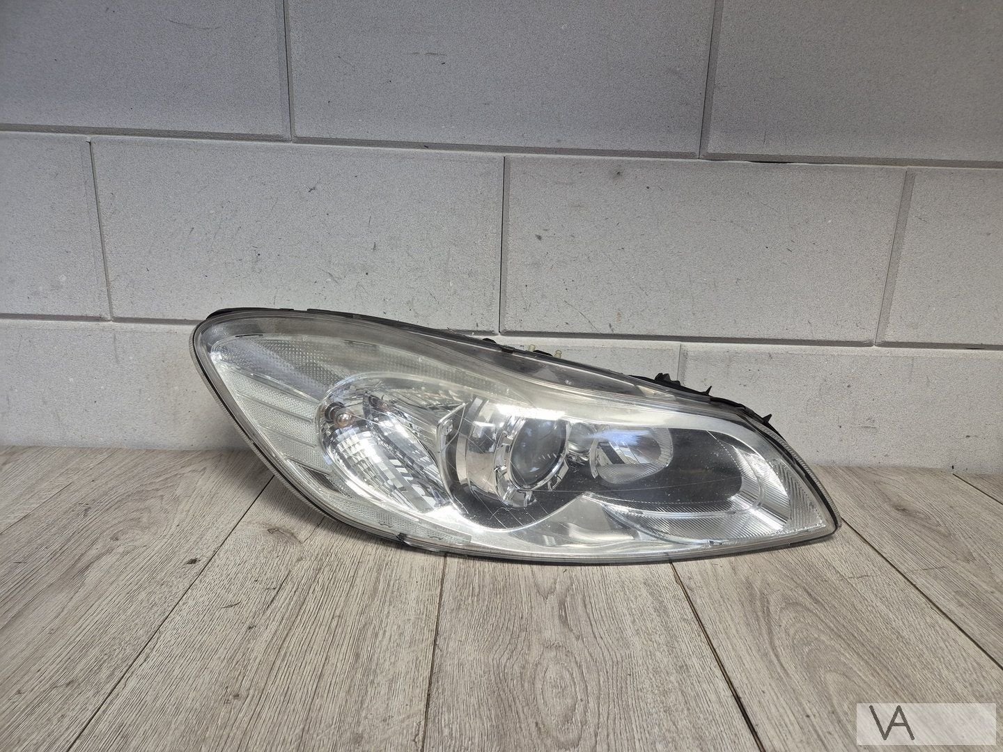 Volvo C30 2009 - 2012 koplamp rechts FACELIFT 31214800 €100, -, -, -, Enlèvement ou Envoi
