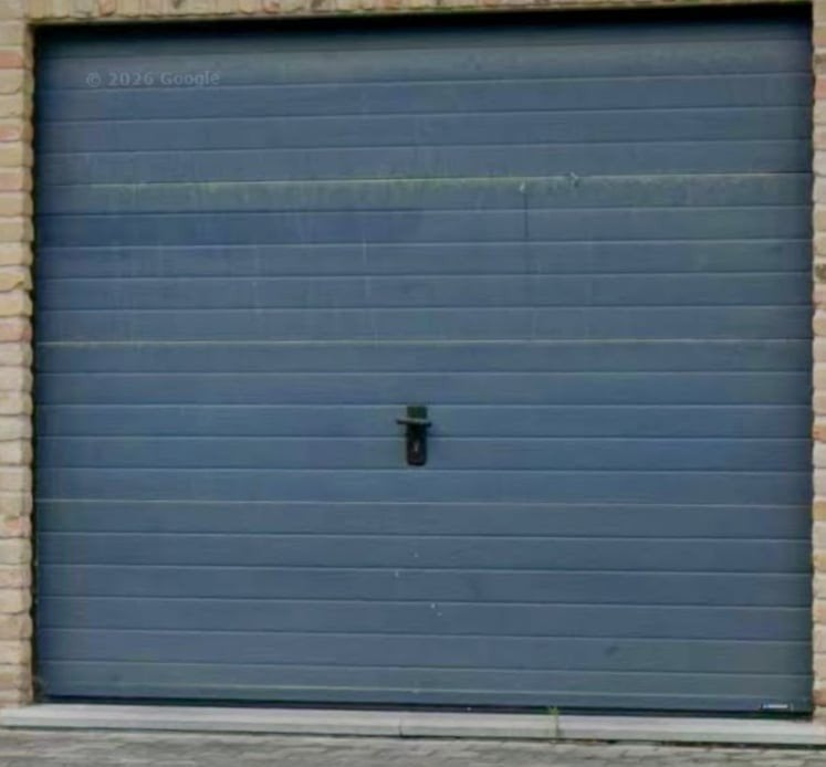 Donkerblauwe sectionale garagepoort handbediend 2,5x2,15, Synthétique, Enlèvement, Utilisé, Porte de garage