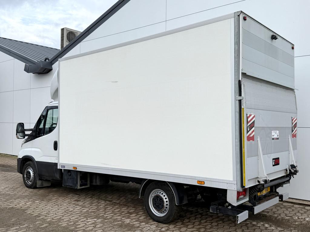 Iveco Daily 35S18 3.0 Laadklep Automaat 840kg Laadvermogen L, Auto's, Automaat, Achterwielaandrijving, 4 cilinders, Iveco