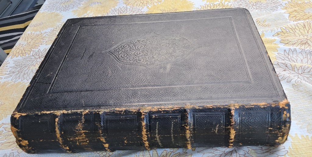 Grote Imperial FAMILIEBIJBEL uit 1850, Ophalen