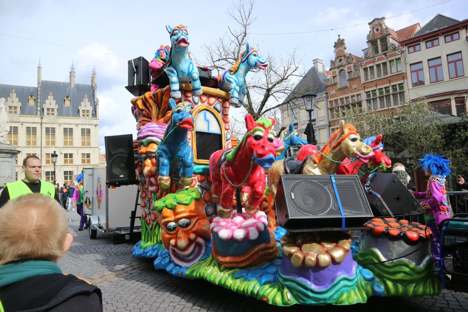 Carnavalswagen, Ophalen, Gebruikt