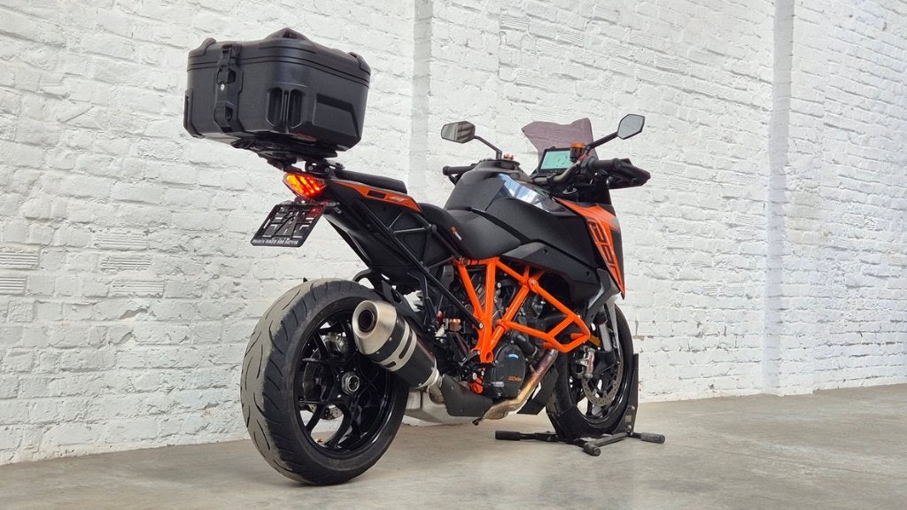 KTM 1290 Superduke Super Duke GT 73kW @motomobilia, Motoren, Handvatverwarming, 2 cilinders, Occasion, Motorrijbewijs A