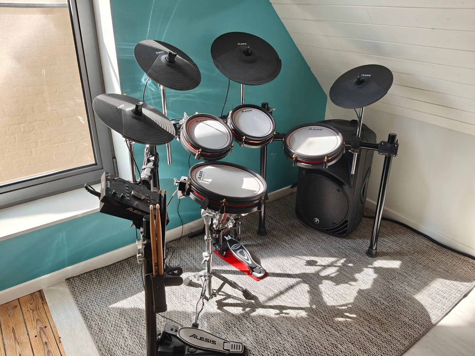 Drumstel Alesis weinig gebruikt, Musique & Instruments, Batteries & Percussions, Enlèvement, Comme neuf, Électronique