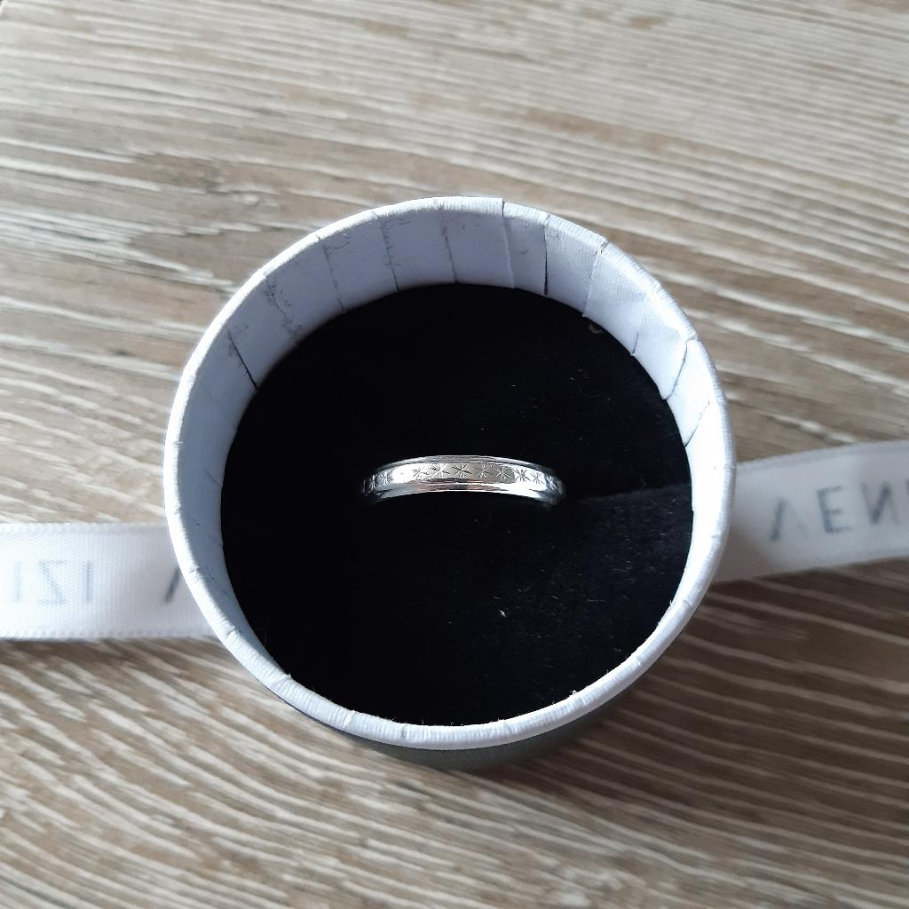 Bague en argent blanc     ., Handtassen en Accessoires, Ringen, Ophalen, 18 tot 19, Wit, Zo goed als nieuw