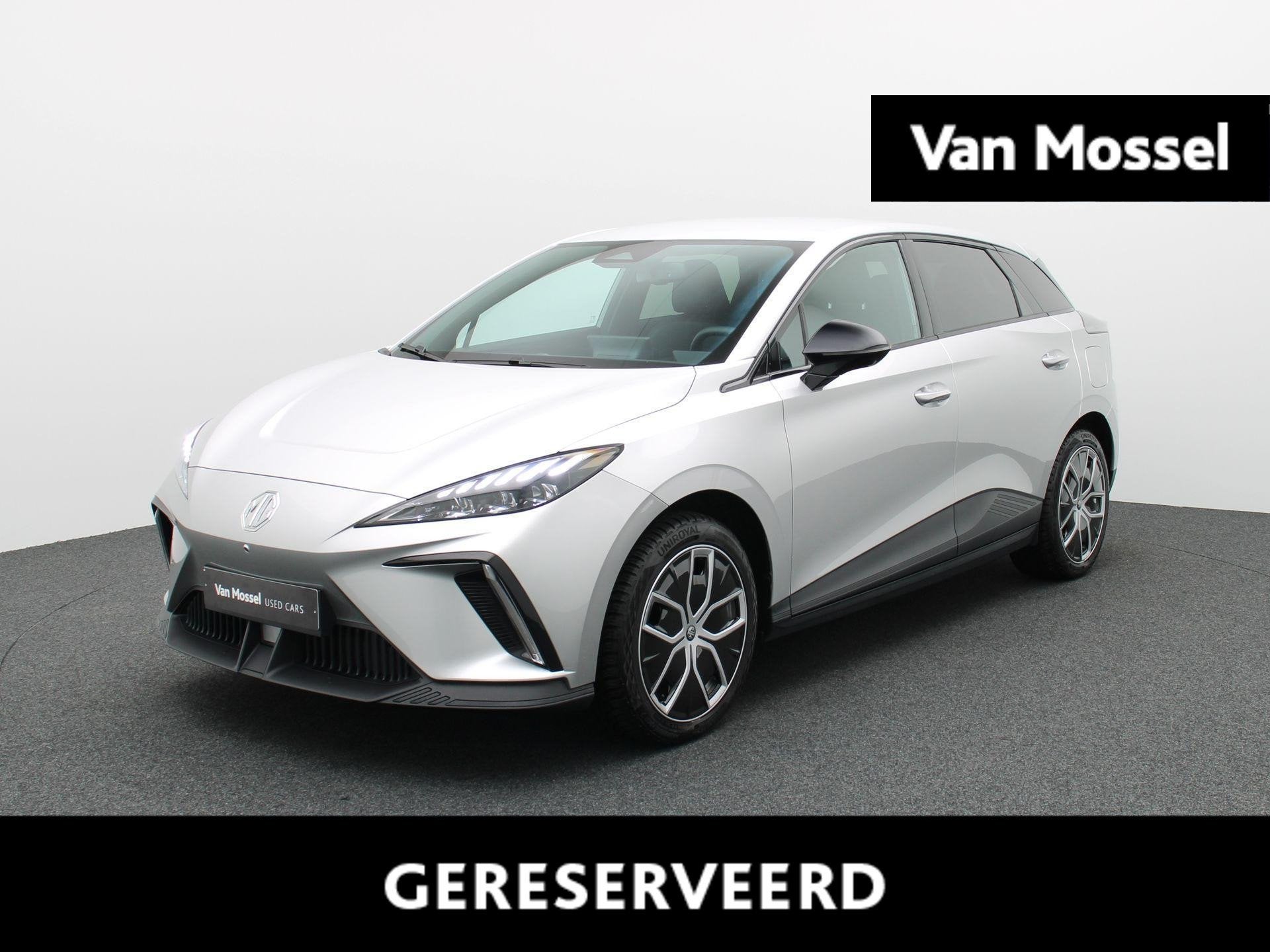 MG MG4 64 kWh Luxury, Auto's, MG, Automaat, Gebruikt, https://public.car-pass.be/vhr/e77d8928-29c6-4745-9ed5-1bc09dc0ead2, 1675 kg