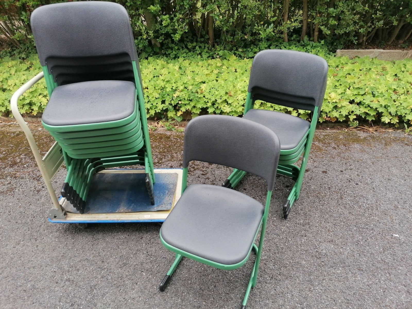 10 stevige stapelstoelen, groen, metaal, Enlèvement, Utilisé, Autres couleurs, Métal
