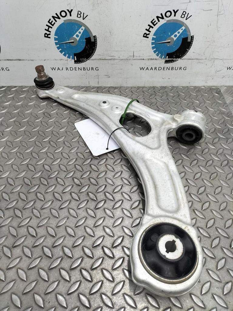 FORD KUGA DRAAGARM ONDER LV 2023, Ophalen of Verzenden, Gebruikt, Stiba lid
