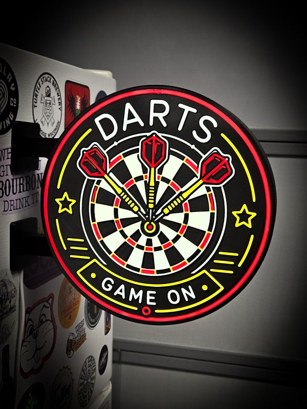 Deze prachtige en opvallende dubbele darts lichtbak., Sport en Fitness, Darts, Ophalen of Verzenden, Nieuw