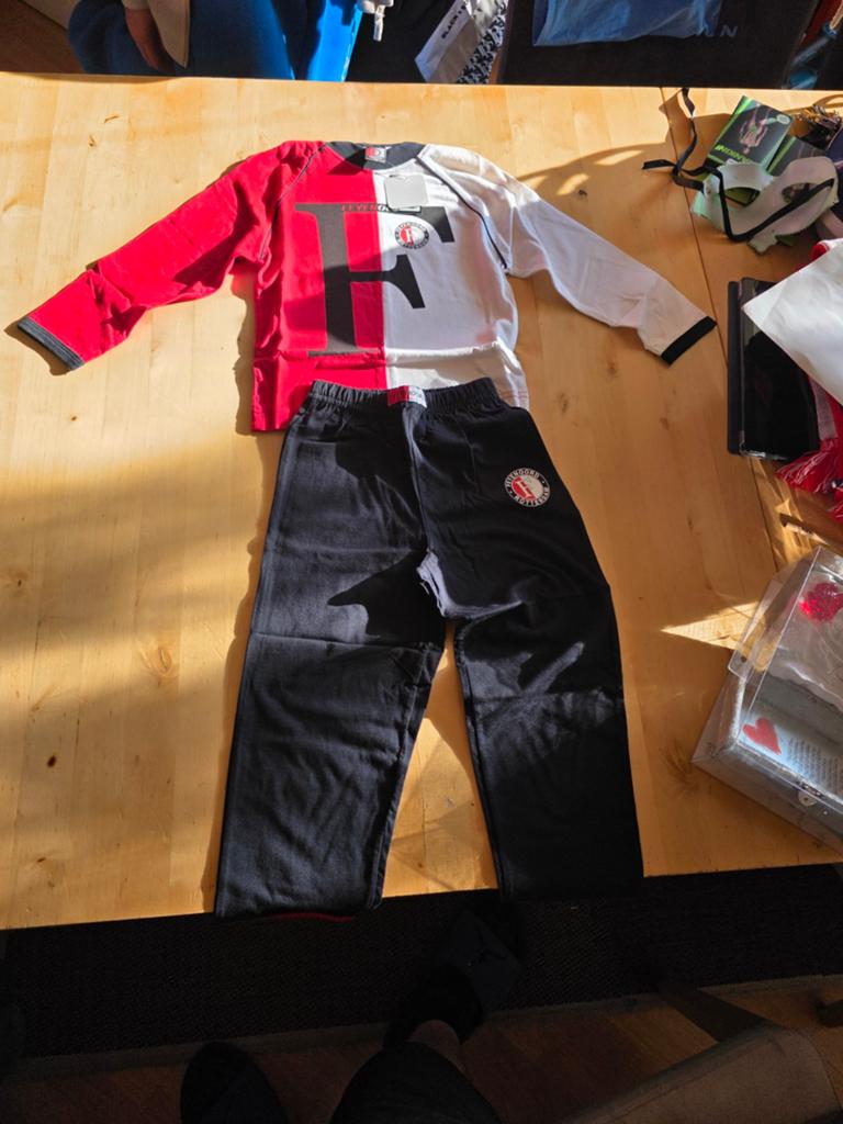 Feyenoord kinderpak maat 104, Jardin & Terrasse, Enlèvement ou Envoi, Neuf