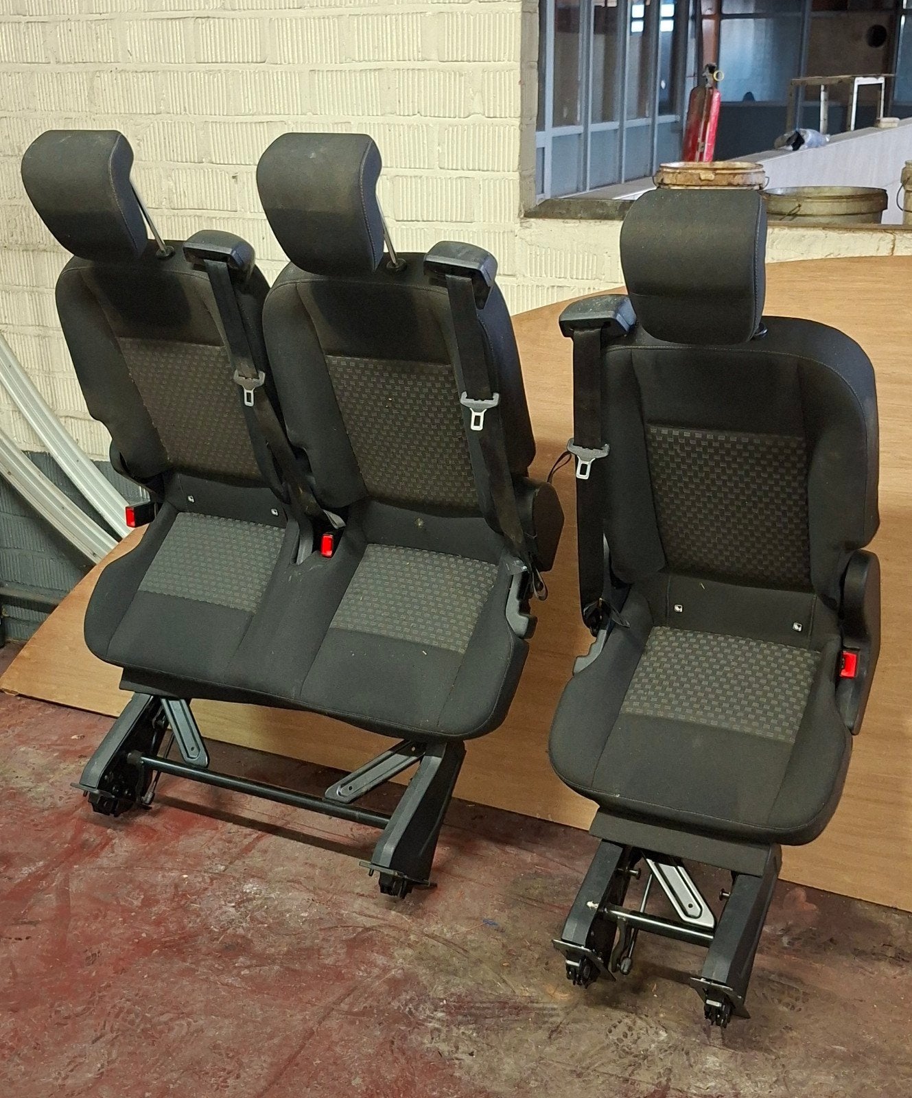 Sièges arrière personnalisés du Ford Transit 2+1, Enlèvement ou Envoi, Utilisé, Ford