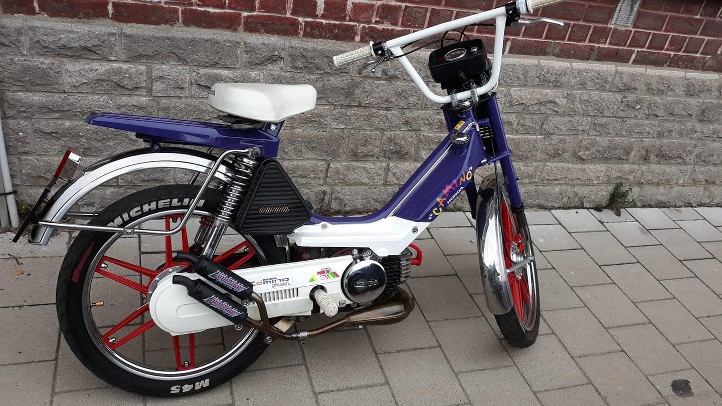Honda camino paarse funny, Fietsen en Brommers, Brommers | Honda, Ophalen, Zo goed als nieuw