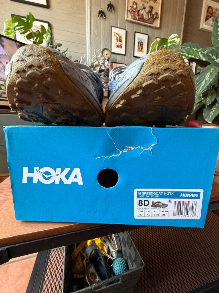 Chaussures HOKA speedgoat 41 1/3, Sport en Fitness, Loopsport en Atletiek, Hardloopschoenen, Zo goed als nieuw, Hardlopen, Ophalen