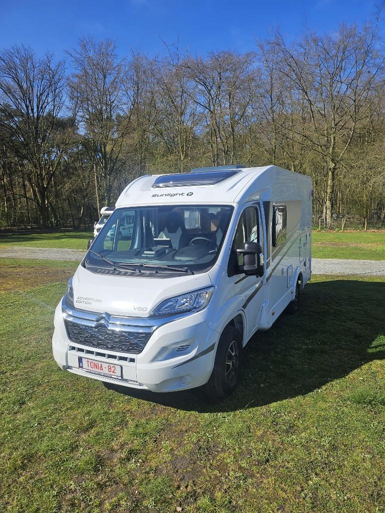sunlight V60 ADVENTURE Compact 6 meter, Sunlight, Fiat, Douche, Bedrijf