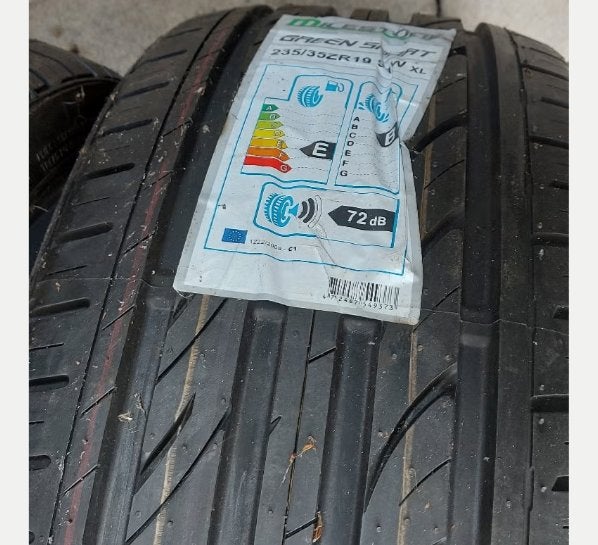 banden 235/35/ 19/zr    19 inch, Auto-onderdelen, 235 mm, Band(en), Personenwagen, Zomerbanden