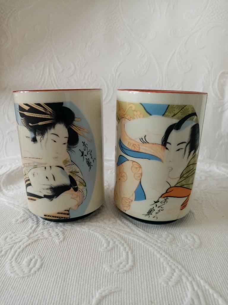 Twee kopjes/yunomi Japans keramiek „shunga”, Ophalen of Verzenden