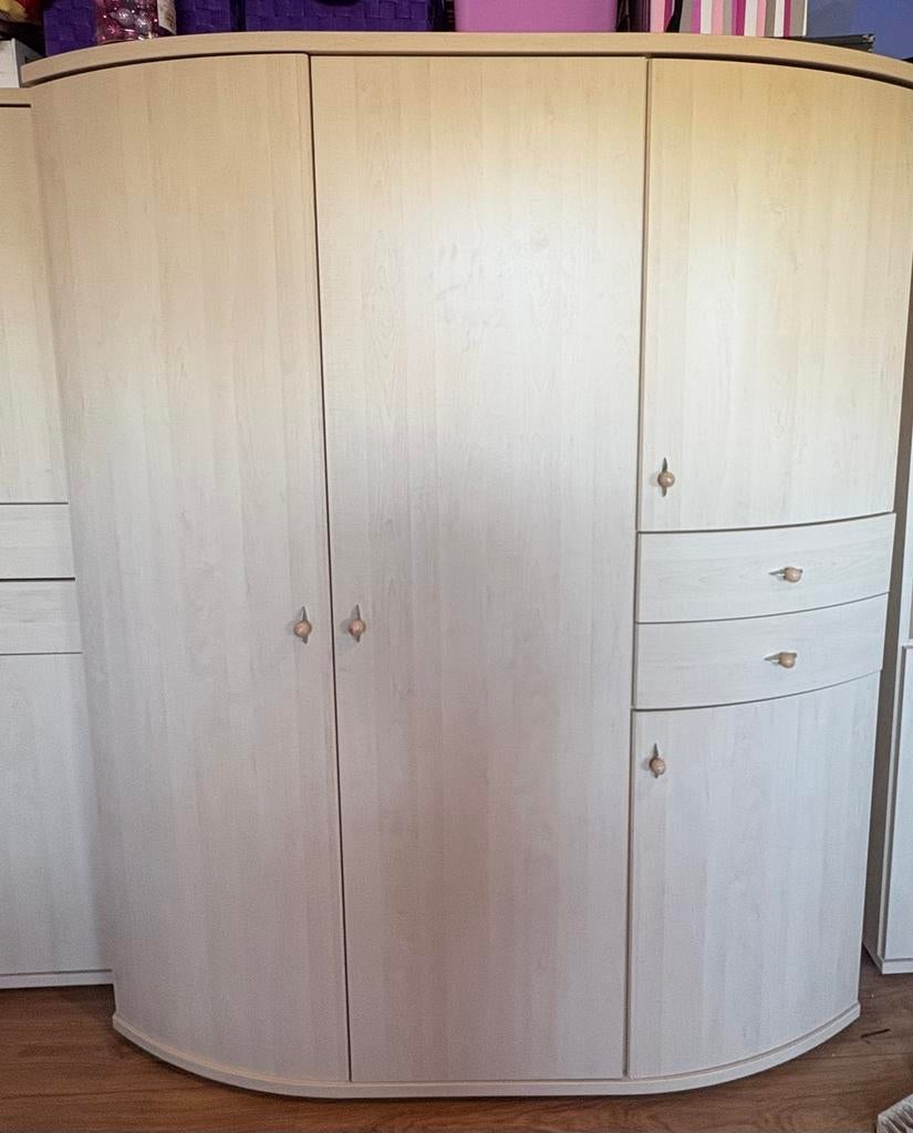 À vendre : Chambre complète (vendue en lot uniquement), Enlèvement, Utilisé