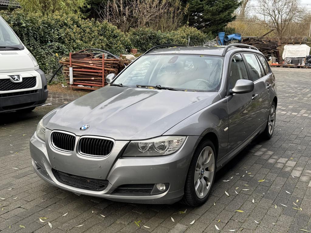 BMW 318D | Manueel | Export, 100 kW, Achat, Entreprise, Boîte manuelle