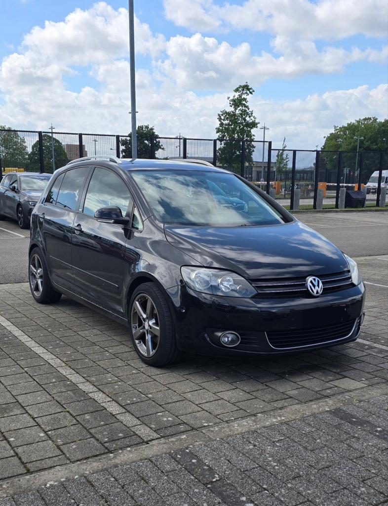 Volkswagen Golf Plus Highline–Full Options - 2011, Autos, Volkswagen, Particulier, Golf, Apple Carplay, Essence, Noir, Noir, Enlèvement