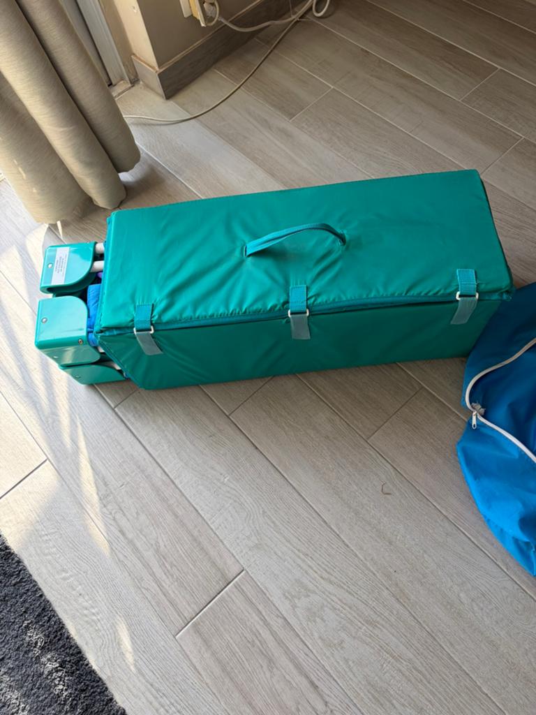Reisbedje, Kinderen en Baby's, Kinderkamer | Bedden, Ophalen of Verzenden, Zo goed als nieuw, Matras