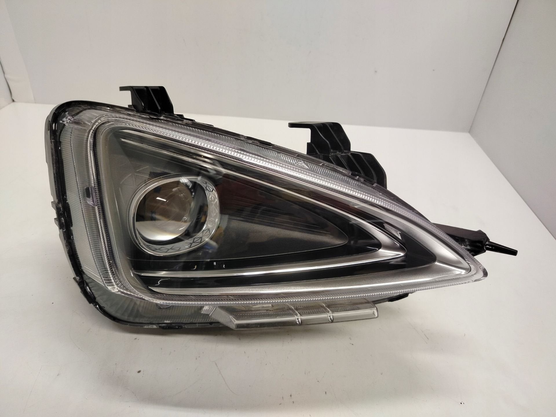 Phare Hyundai Nexo, Heolleung-ro 12
06797  Seoul, Info@hyundai.com, Utilisé, Hyundai