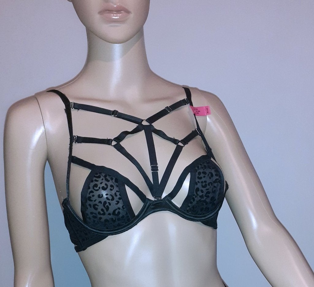 Niet voorgevormde Bh 70 B Jagger zwart luipaard Hunkemoller, Vêtements | Femmes, Enlèvement ou Envoi, Noir, Soutien-gorge