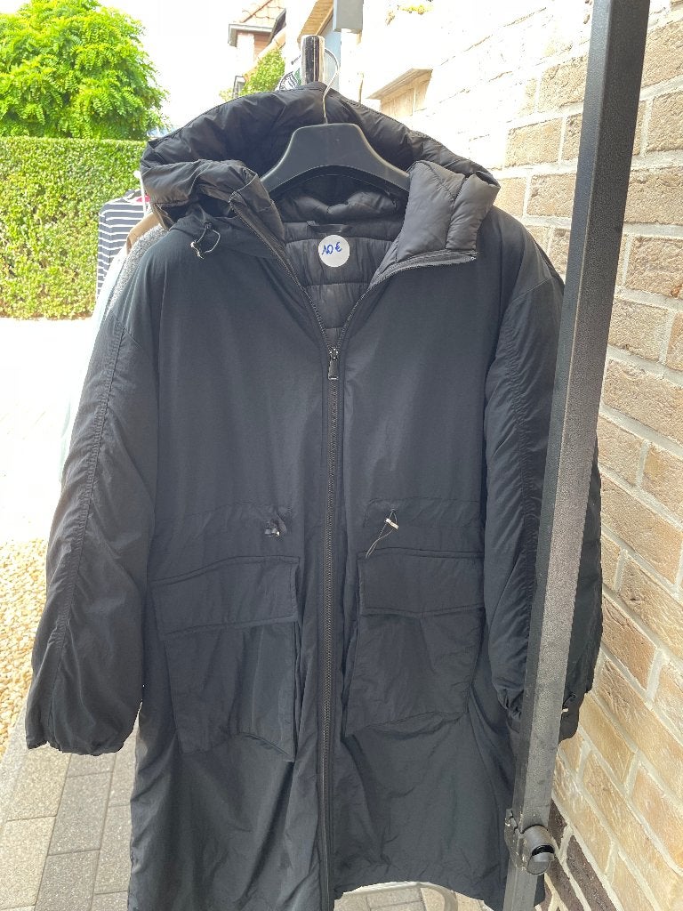 Lange zwarte winterjas XXL, Zwart, Maat 46/48 (XL) of groter, Ophalen of Verzenden, Zo goed als nieuw