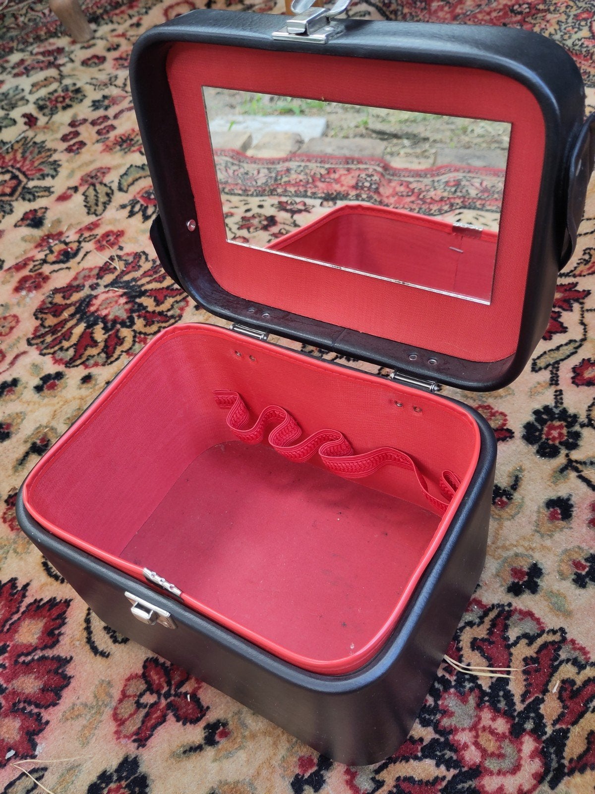 Vintage beauty case, Bijoux, Sacs & Beauté, Boîtes de maquillage & Beauty case, Enlèvement, Noir