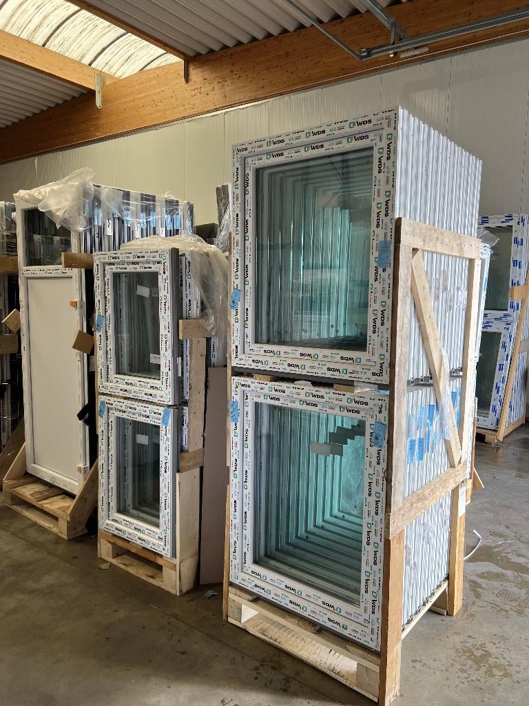 Châssis de fenêtres PVC en stock aux meilleurs prix, Enlèvement ou Envoi, Neuf, Fenêtre de façade ou Vitre, Double vitrage