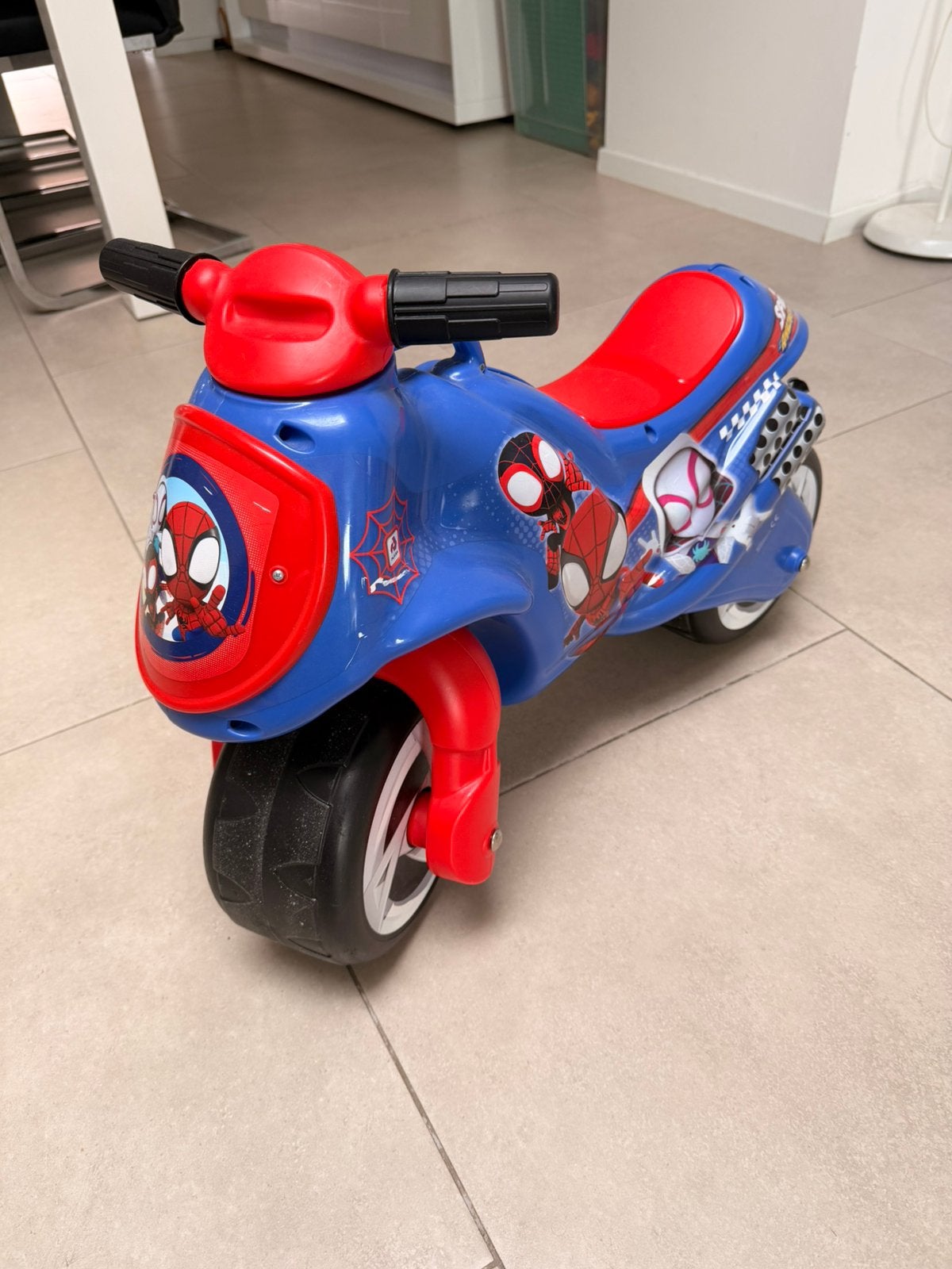 Loopfiets spoderman, Ophalen, Zo goed als nieuw, Loopfiets