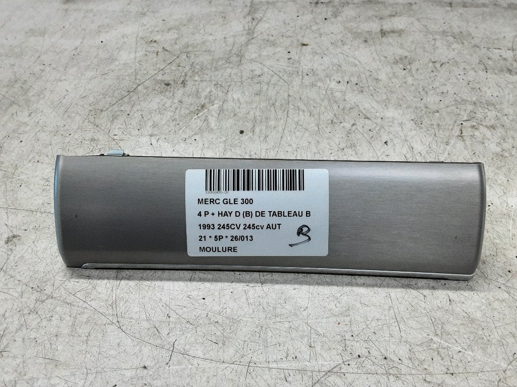 DIVERS MOULURE Mercedes-Benz GLE (V167) (A1676806400), Autos : Pièces & Accessoires, Mercedes-Benz, Mevr. I. Hauben, Utilisé, Rue de l'Espoir 34 34
4030  GRIVEGNÉE, BE