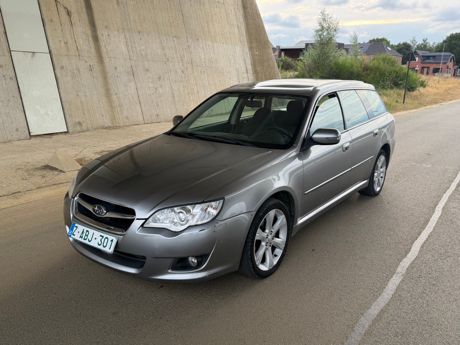 Subaru legacy 2.0i 4x4 Topstaat Gekeurd direkbeschikbaar AC, Autos, Subaru, Entreprise, Achat, Legacy, Euro 5, Break, 5 portes