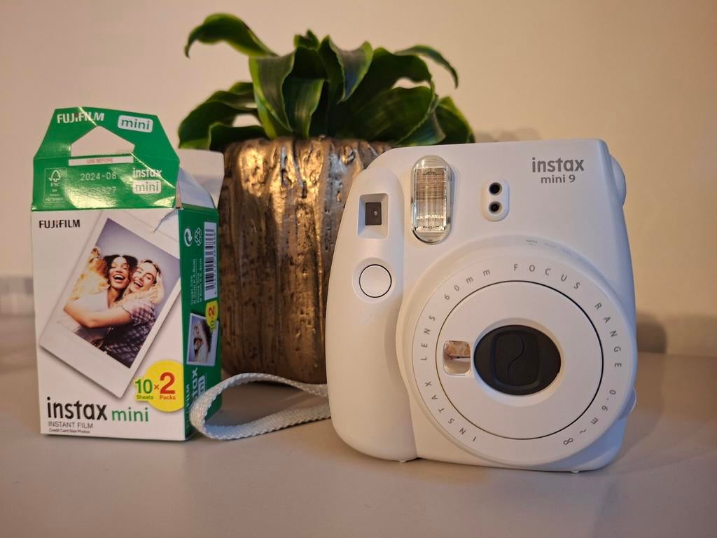 Instax mini 9 + gratis pakje foto's, Audio, Tv en Foto, Fotocamera's Analoog, Ophalen, Zo goed als nieuw, Polaroid, Fuji