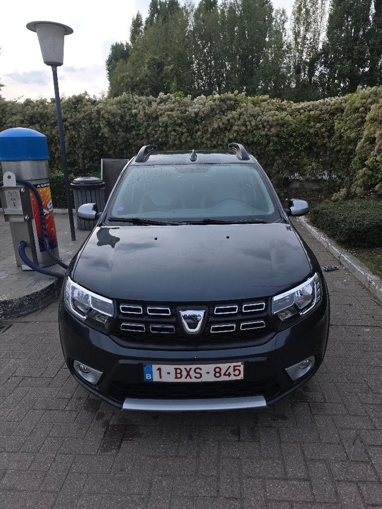 Dacia sandero stepway 0.9, Autos, Argent ou Gris, Achat, Euro 6, Boîte manuelle
