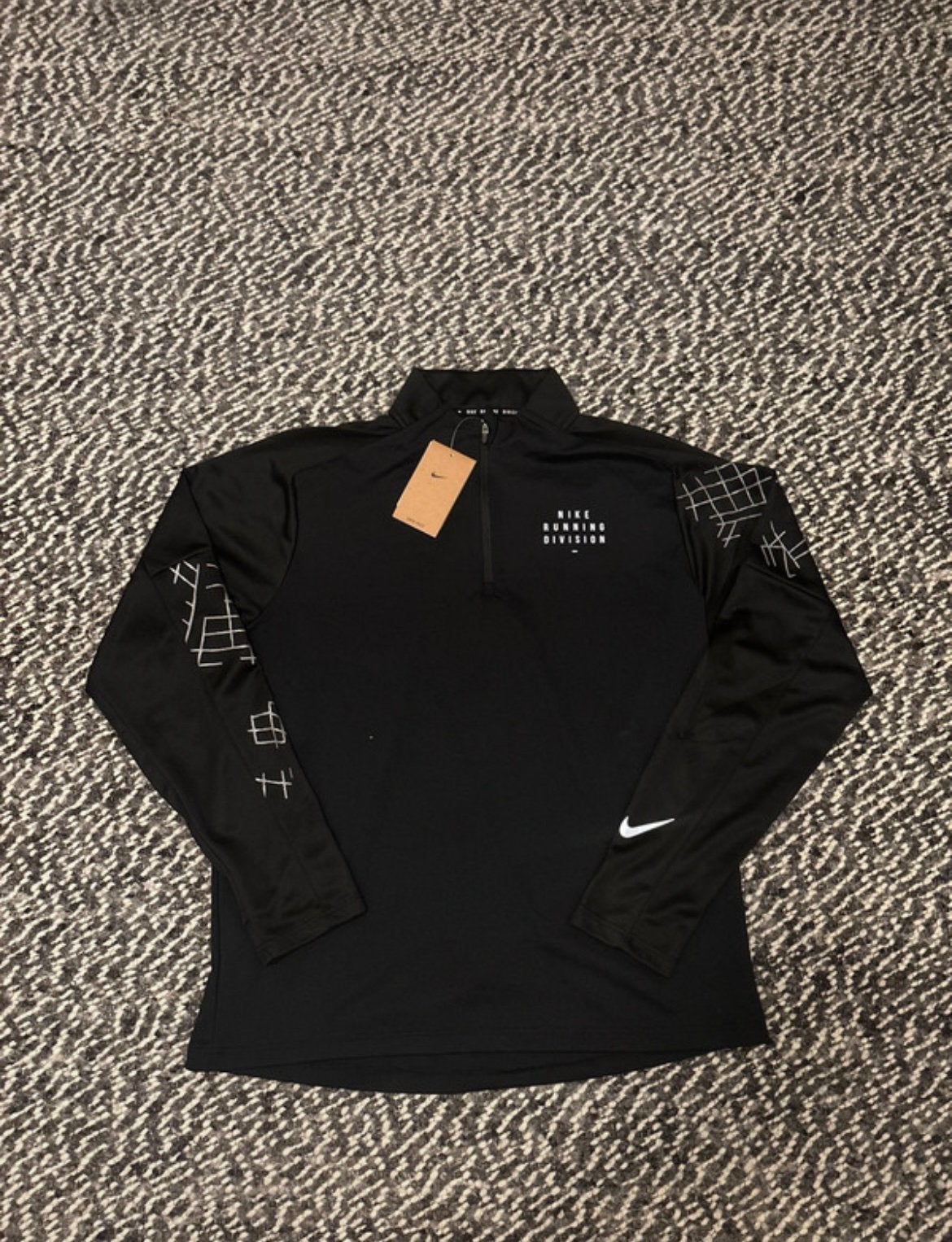Zip nike division noir taille M, Vêtements | Hommes, Enlèvement ou Envoi, Comme neuf, Noir