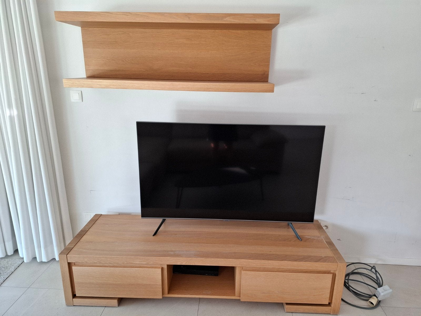 meuble de télévision, Moins de 100 cm, 150 à 200 cm, Enlèvement, Utilisé