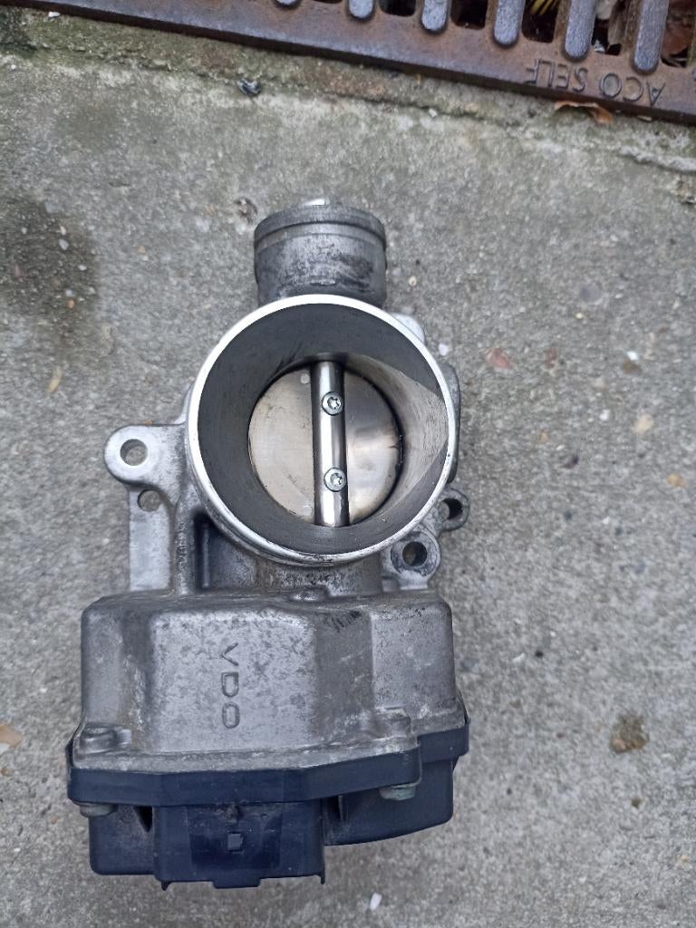 Soupape d'accélérateur Citroen C3 1.1i 2007, Autos, Citroën, 1124 cm³, Achat, Boîte manuelle, 5 portes