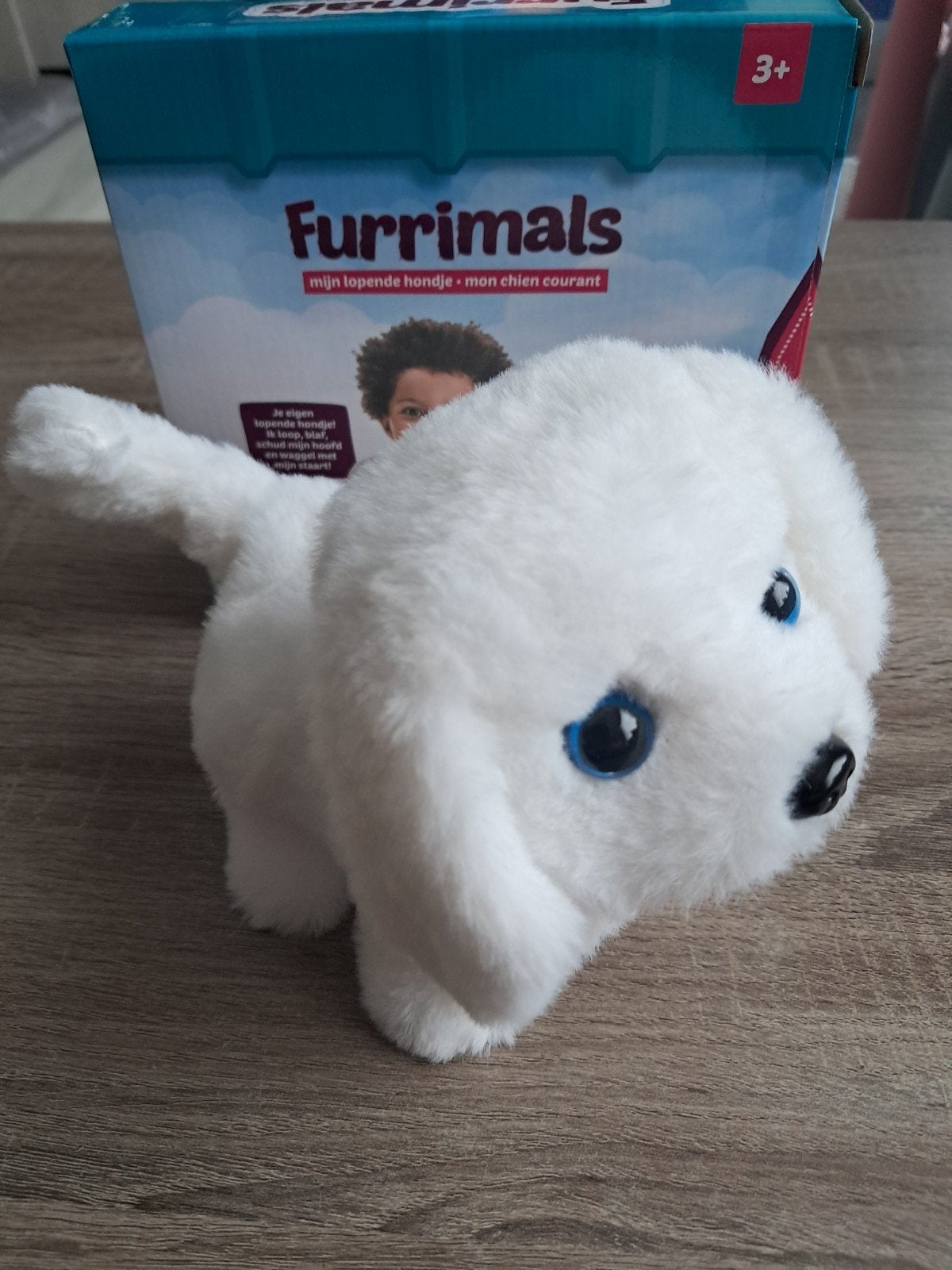 Chien en peluche Furrimals Running, Enlèvement ou Envoi, Neuf, Blanc, Chien