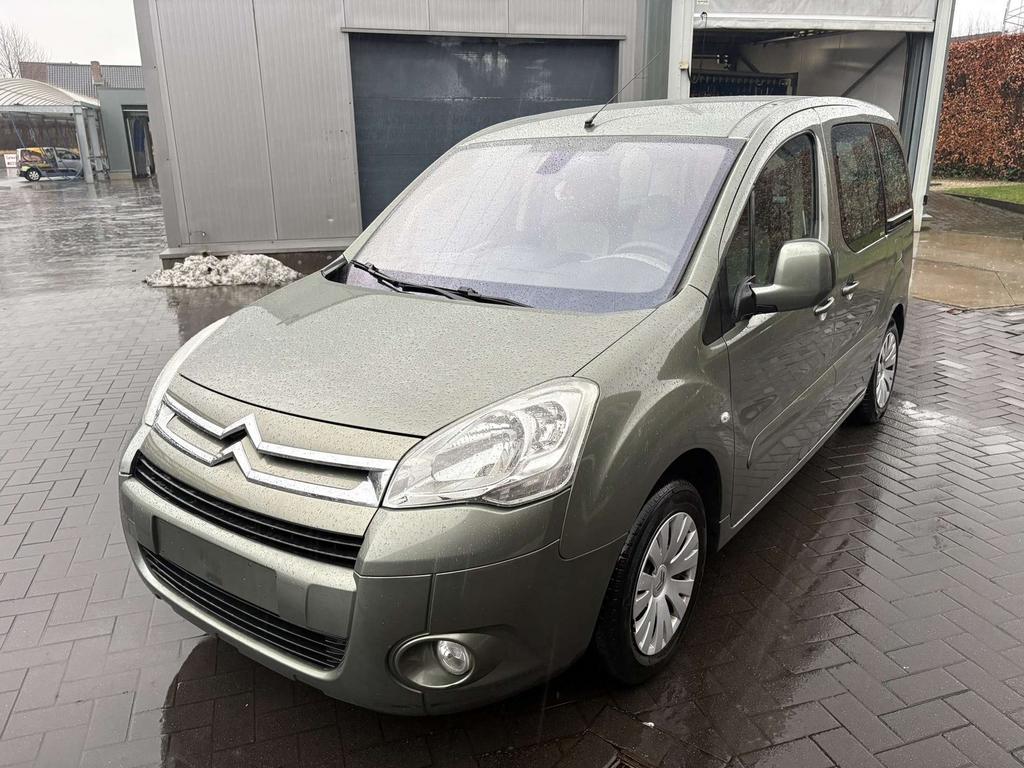 Citroën Berlingo 1.6 Essence 126000 Km 5 places, Auto's, Citroën, Particulier, Berlingo, Elektrische ramen, Benzine, Ophalen