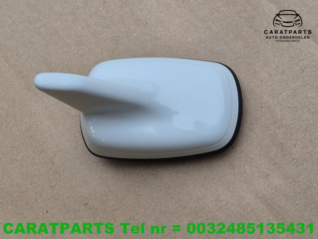 4G0035503E A4 A5 antenne RS4 RS5 A6 dakantenne A7 Q3 S4 RS6, Gebruikt, AUDI AG, Auto-Union-Strasse 1
85045  Ingolstadt, DE, Audi
