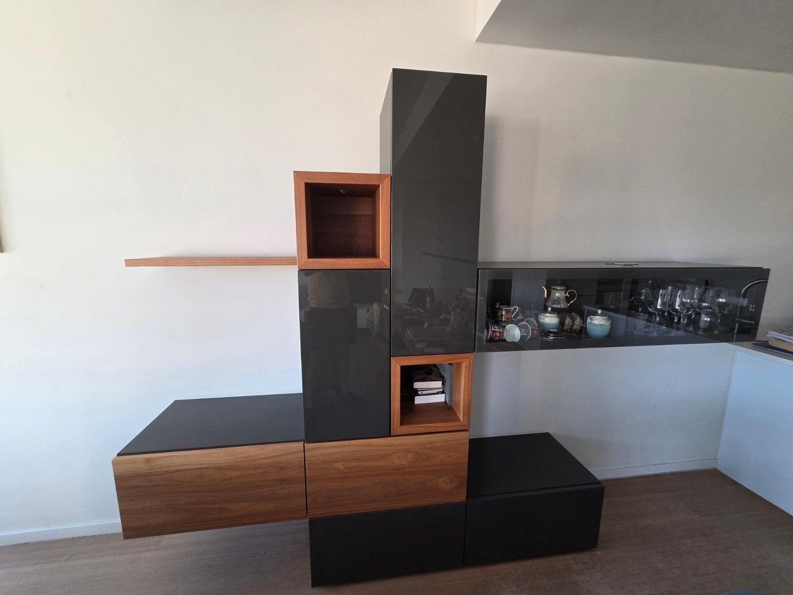 Hülsta NEO design wandkast/wandmeubel – zwevend systeem, Ophalen