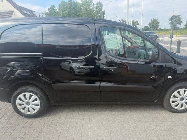 Peugeot Partner Licht Vr! Airco Navi Cruise Schuifdeur E6!, Auto's, Euro 6, 4 cilinders, 1600 cc, Zwart