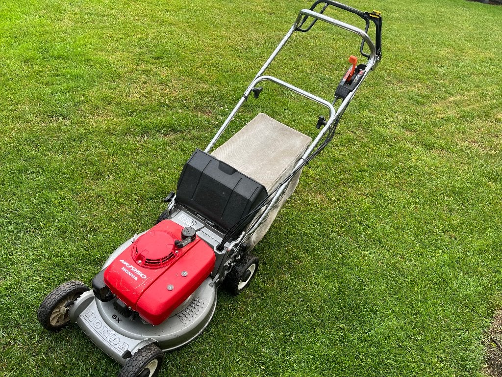 grasmaaier honda hr1950 zelftrekker 5.5pk, Tuin en Terras, Grasmaaiers, Ophalen, Cirkelmaaier, Honda, Gebruikt