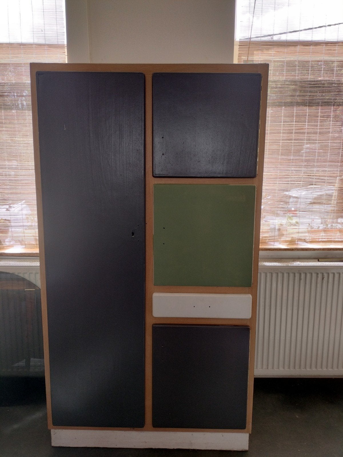 Armoire mado à repeindre selon vos goûts, Ophalen