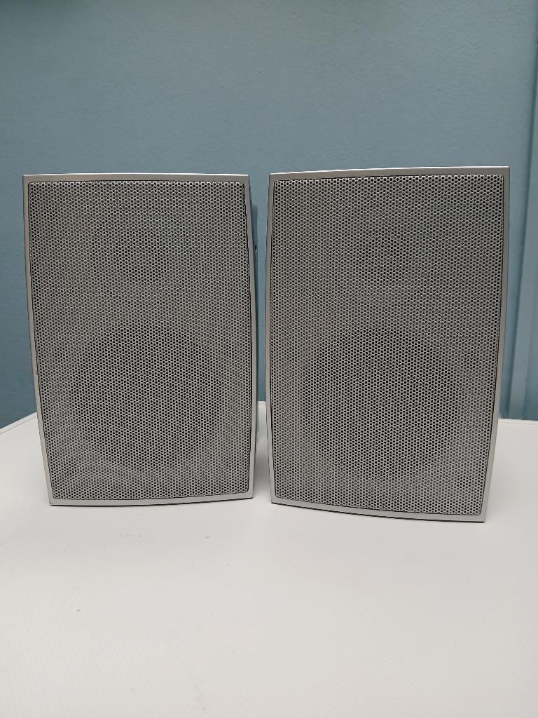 2 GRANDES HAUT-PARLEURS, Autres marques, 60 à 120 watts, Enlèvement, Utilisé