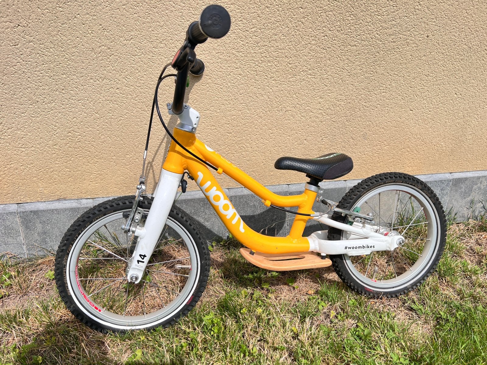 WOOM GO 1 PLUS DRAISIENNE JAUNE / 14 POUCES - TBE, Vélos & Vélomoteurs, Enlèvement, Comme neuf
