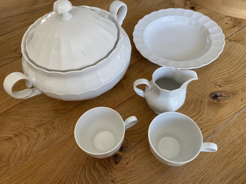 Deel van wit porseleinen servies Eschenbach Bavaria, Uni, Enlèvement ou Envoi, Utilisé, Autres types